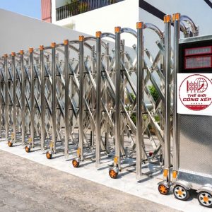 Cổng xếp inox hàng Việt Nam V09C thiết kế hiện đại và vận hành bền bỉ
