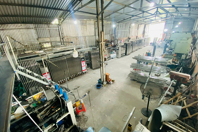 Thế Giới Cổng Xếp cung cấp cổng xếp tự động chất lượng và hiện đại