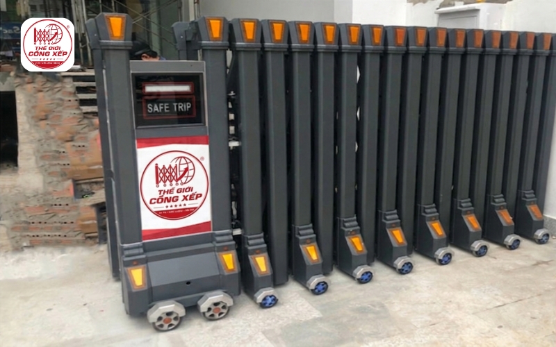 Báo giá cổng xếp hợp kim nhôm tận xưởng