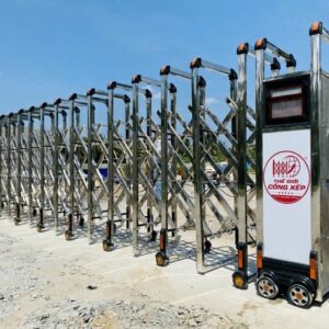 Cổng xếp inox V03 tự động cho nhà máy và công ty