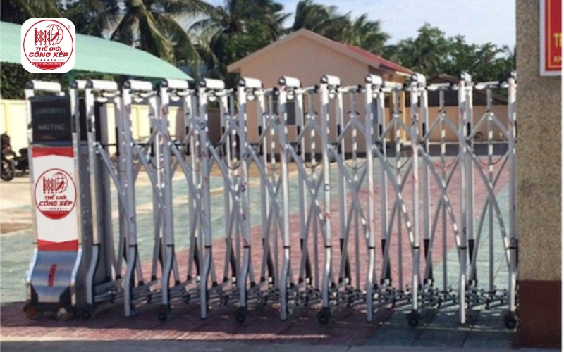 Cổng xếp nhập khẩu bền đẹp, giá tốt nhất Toàn Quốc