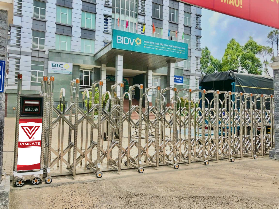 cong-xep-tu-dong-v06hv Mẫu cổng xếp tự độngV06HV cho nhà máy và khu công nghiệp