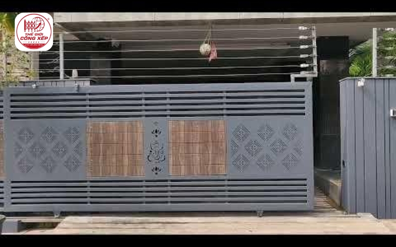 cửa cổng trượt ngang