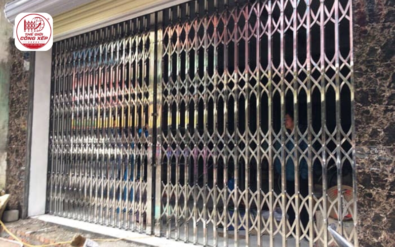 Báo giá cửa xếp inox 304 chất lượng, hiện đại