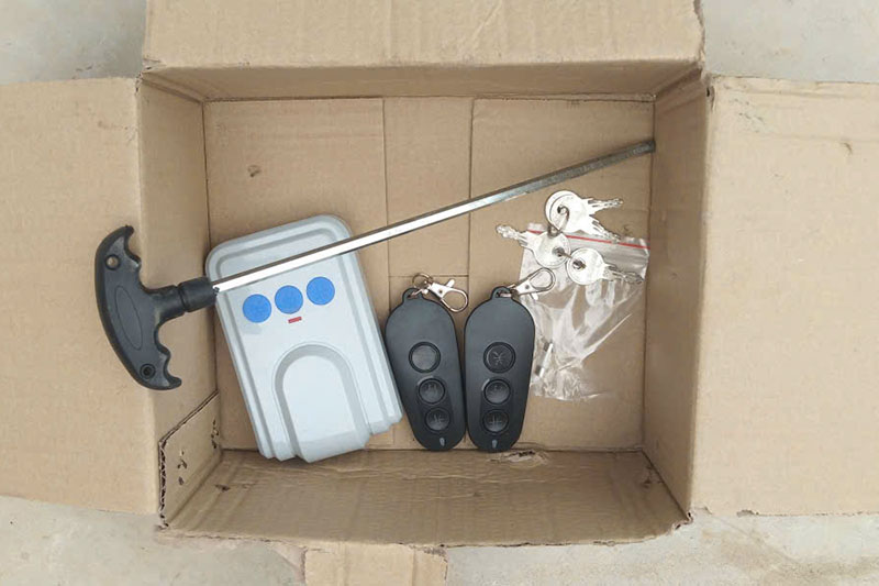 Lắp đặt bàn giao cổng xếp tự động mã V68 tại Nghệ An