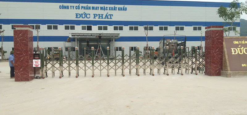 Lắp đặt bàn giao cổng xếp tự động mã V68 tại Nghệ An