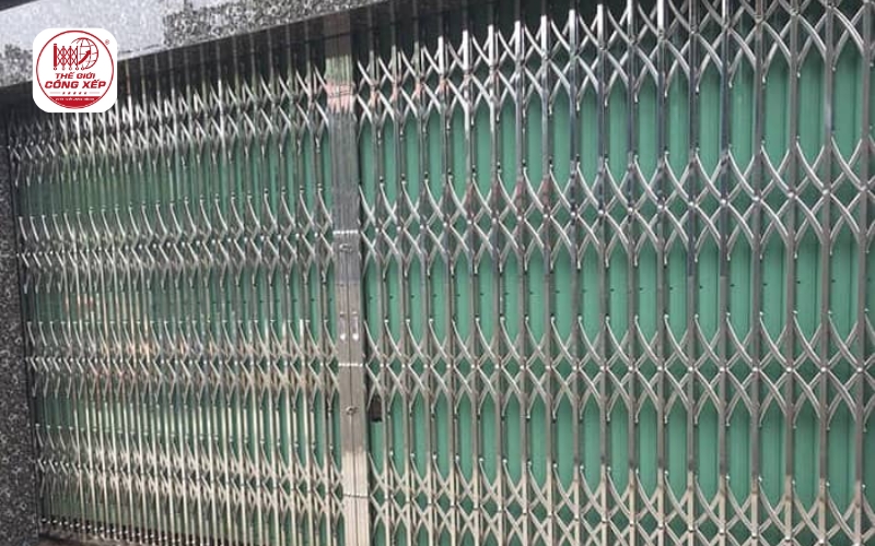 Hướng dẫn lắp đặt cửa xếp đúng kỹ thuật 