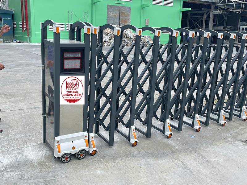 cong-xep-nhom-vn04 (7) Cổng xếp nhôm VN04