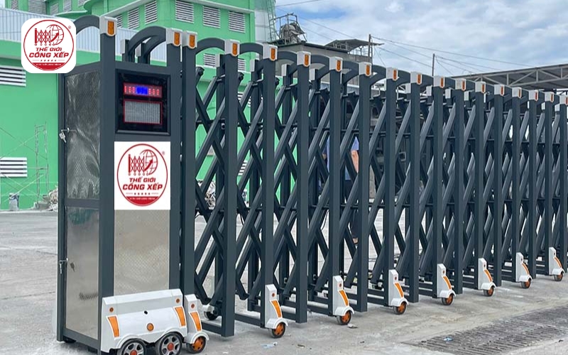 Cổng xếp điện điều khiển từ xa