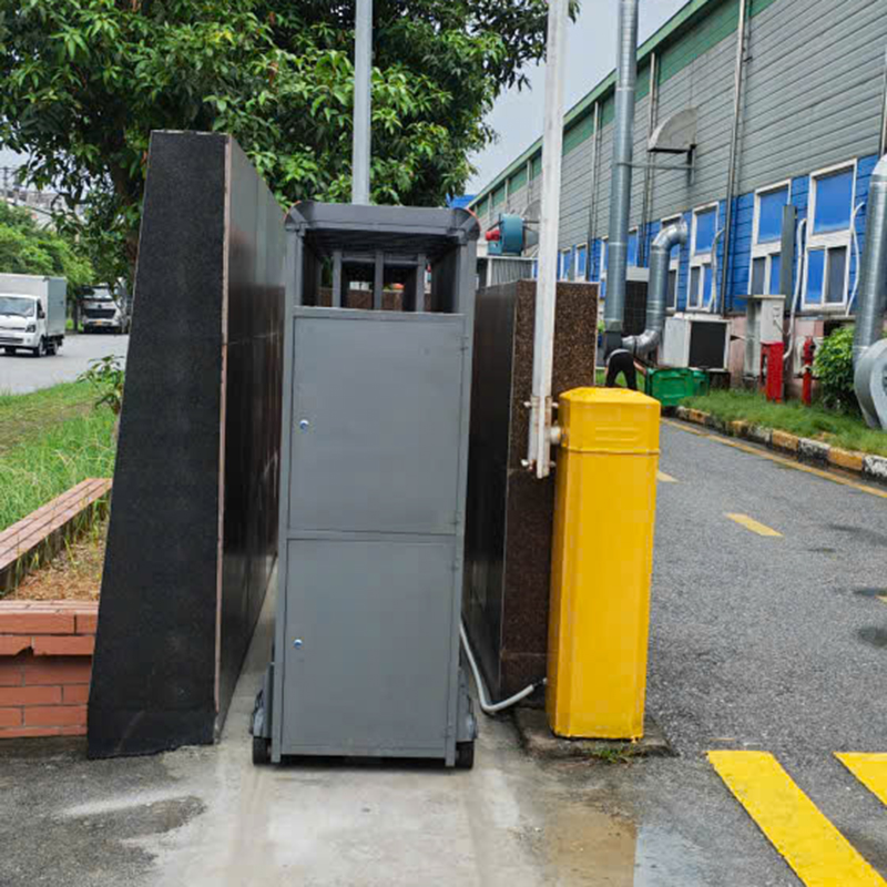 Thế Giới Cổng Xếp vừa hoàn thiện và bàn giao cổng xếp tự động cảm ứng từ không đường ray mã HMKV03 với kích thước chiều cao 1,6m, chiều dài 11m. Sản phẩm sử dụng hộp mạ kẽm cao cấp, kết hợp hệ thống điều khiển thông minh bằng cảm ứng từ, mang đến khả năng vận hành êm ái, an toàn và thẩm mỹ cho công trình.

Thông tin dự án
Sản phẩm: Cổng xếp tự động cảm ứng từ không đường ray
Mã sản phẩm: HMKV03
Chất liệu: Hộp mạ kẽm sơn tĩnh điện
Chiều cao: 1,6m
Chiều dài: 11m
Hệ thống dẫn hướng: Cảm ứng từ không đường ray
Đơn vị thi công: Thế Giới Cổng Xếp