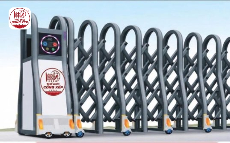 Cổng xếp nhôm nhập khẩu 