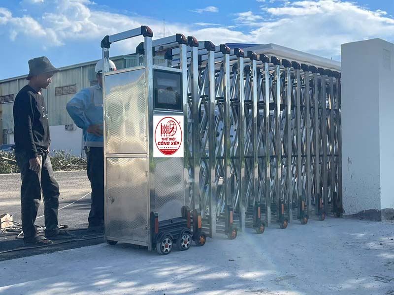 Lắp đặt bàn giao 2 bộ cổng xếp V03 tại Cảng PTSC Vũng Tàu