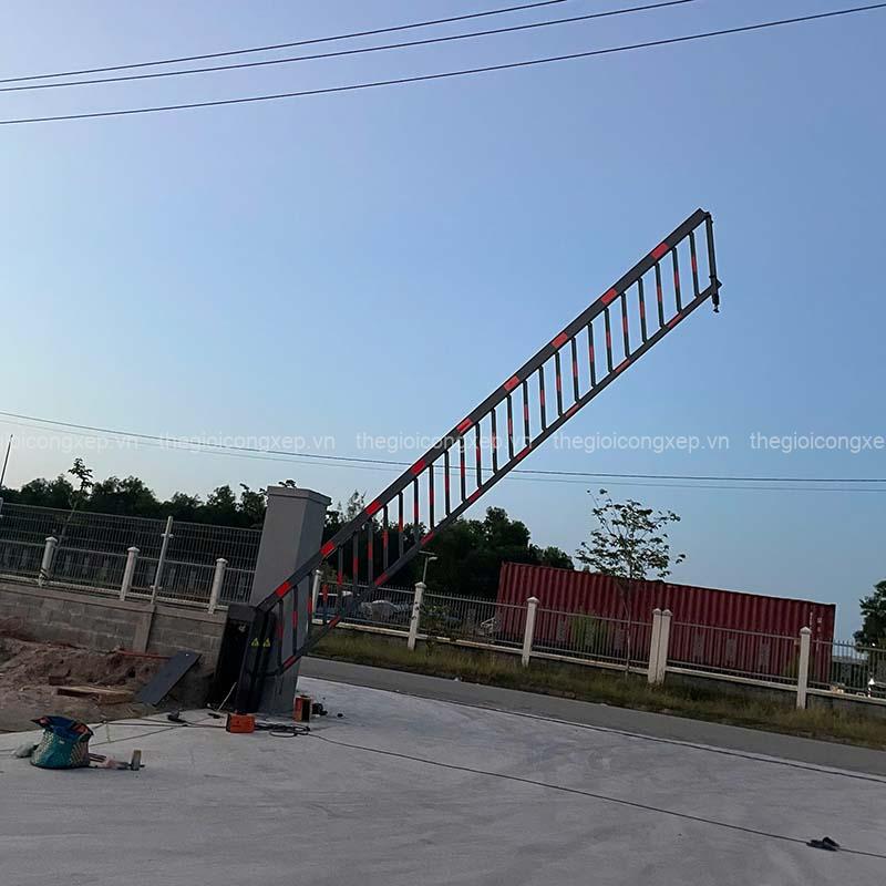 barie-hang-rao-nhap-khau-tru-chap-doi-zt-k60 (6) Barie hàng rào nhập khẩu trụ chắp đôi ZT-K60