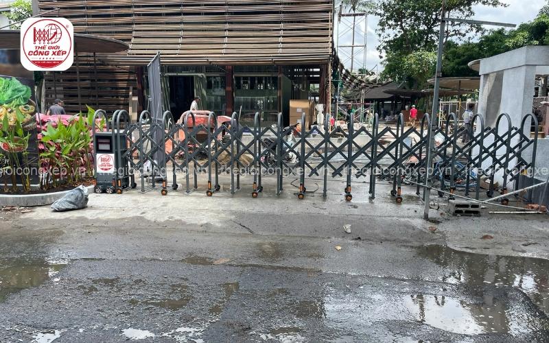 cổng xếp điện
