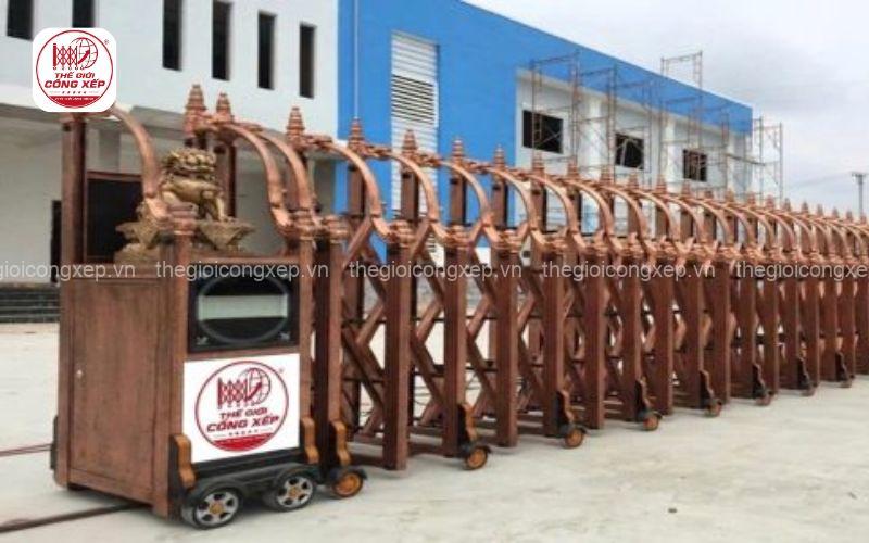 Cổng xếp nhôm nhập khẩu