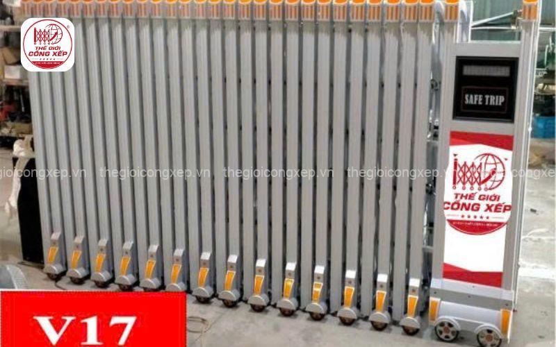 Cổng xếp nhôm nhập khẩu