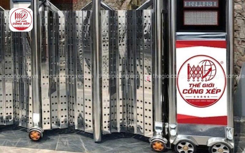 Cổng xếp nhôm nhập khẩu