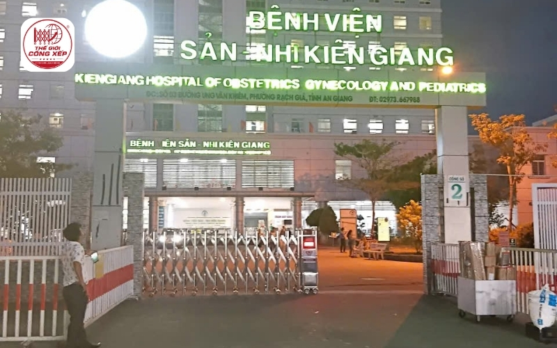 Cửa cổng xếp