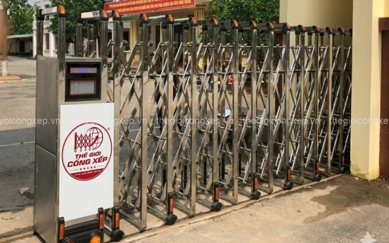 lắp đặt cổng xếp
