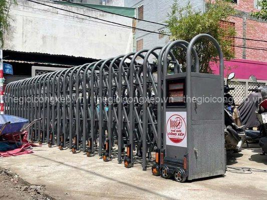 Top 7 đơn vị cung cấp và lắp đặt cổng xếp uy tín Việt Nam