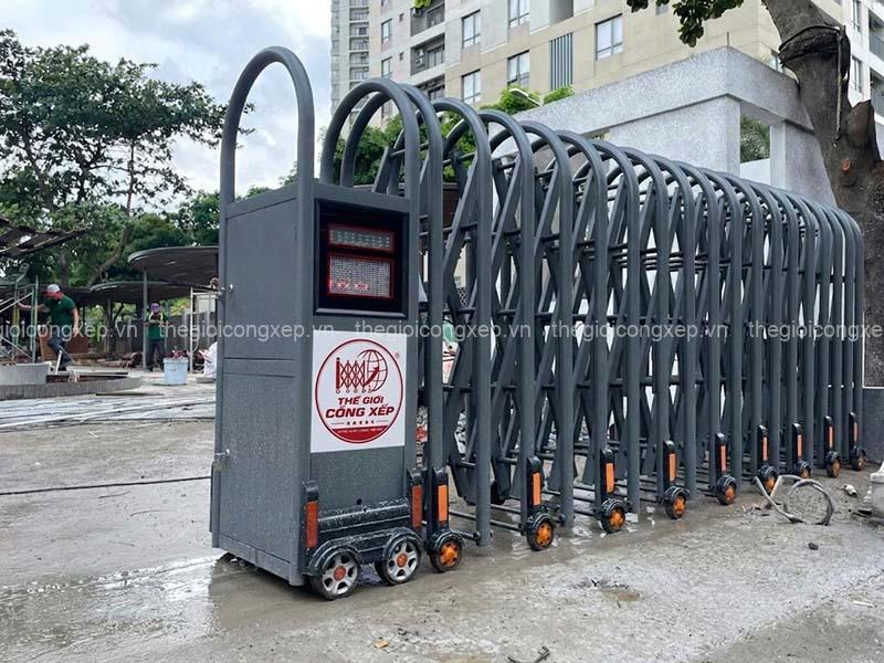 Top 7 đơn vị cung cấp và lắp đặt cổng xếp uy tín Việt Nam