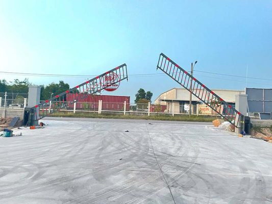 Dự án lắp đặt 2 bộ barie trụ chắp đôi dài 7,5m tại Huế