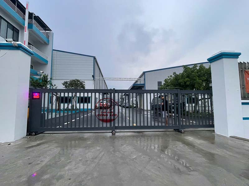 Dự án lắp đặt cổng trượt ngang VT65 nhập khẩu tại Hưng Yên