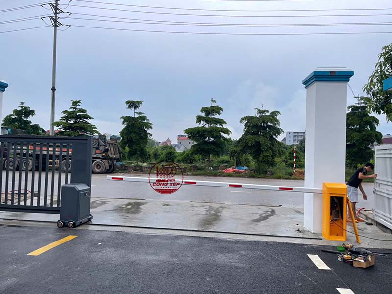 Dự án lắp đặt cổng trượt ngang VT65 nhập khẩu tại Hưng Yên