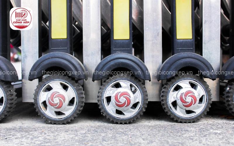 cấu tạo cổng xếp inox