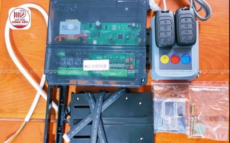 bộ điều khiển cổng xếp