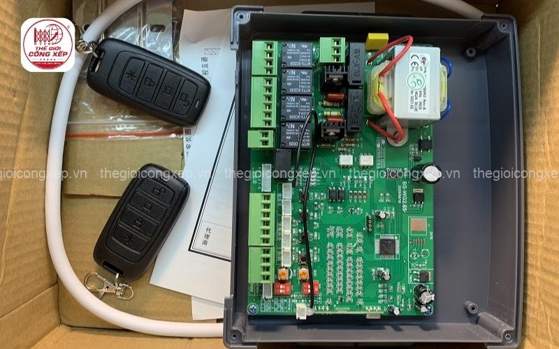 bộ điều khiển cổng xếp