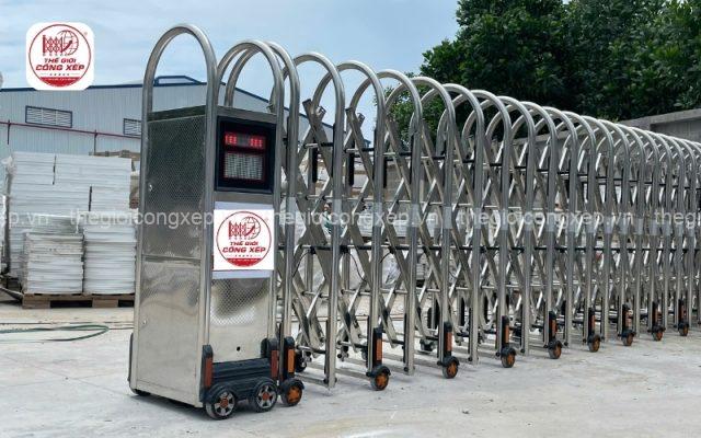 Cổng xếp inox 304