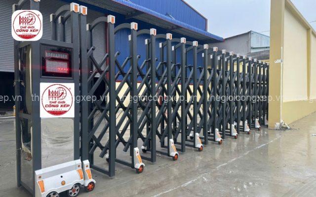 Cổng xếp nhôm có dễ bị cong vênh không