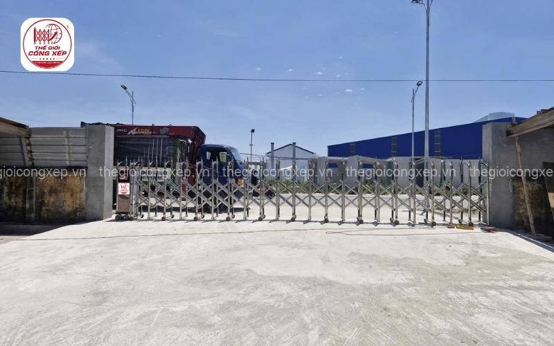 cổng xếp tự động cho nhà máy