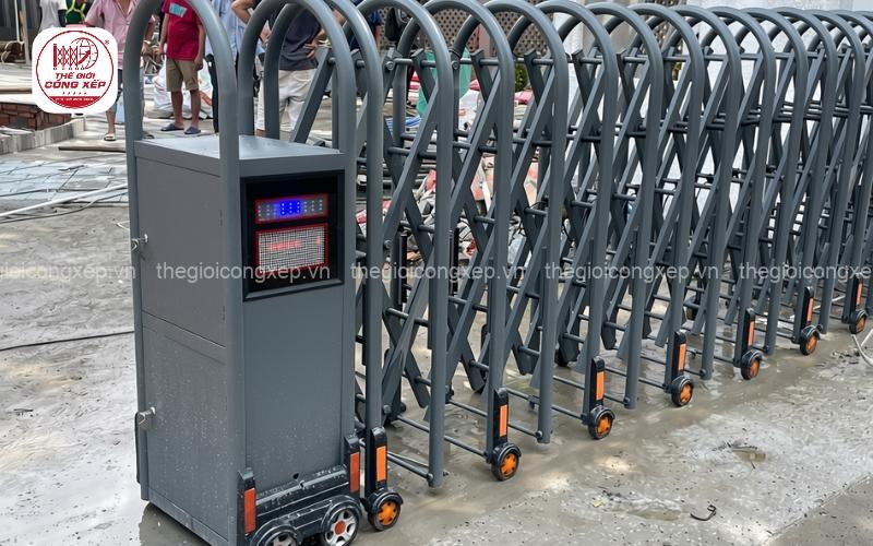 Yếu tố cần cân nhắc khi mua cổng xếp inox 201